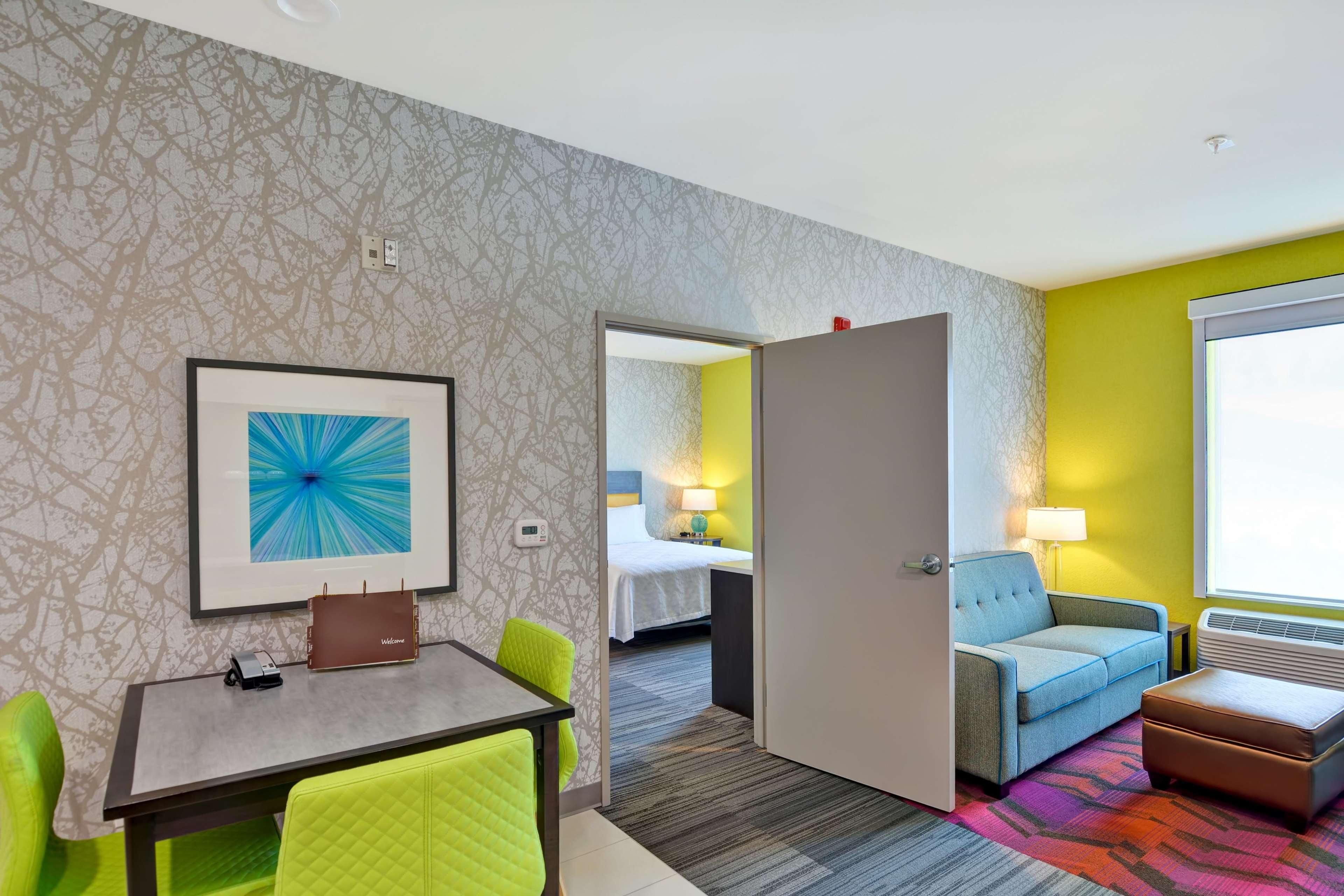 Home2 Suites By Hilton Hot Springs Bagian luar foto