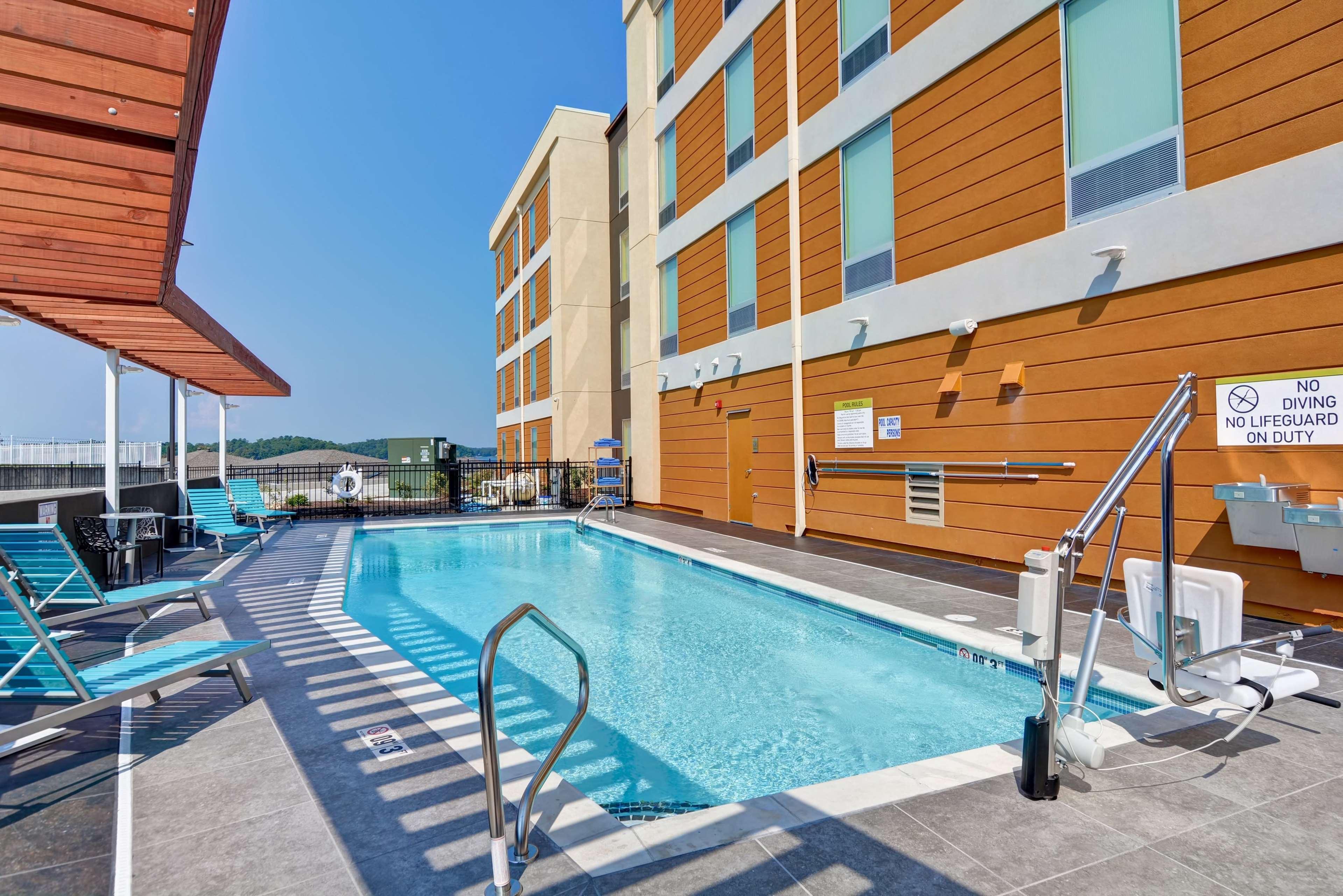 Home2 Suites By Hilton Hot Springs Bagian luar foto