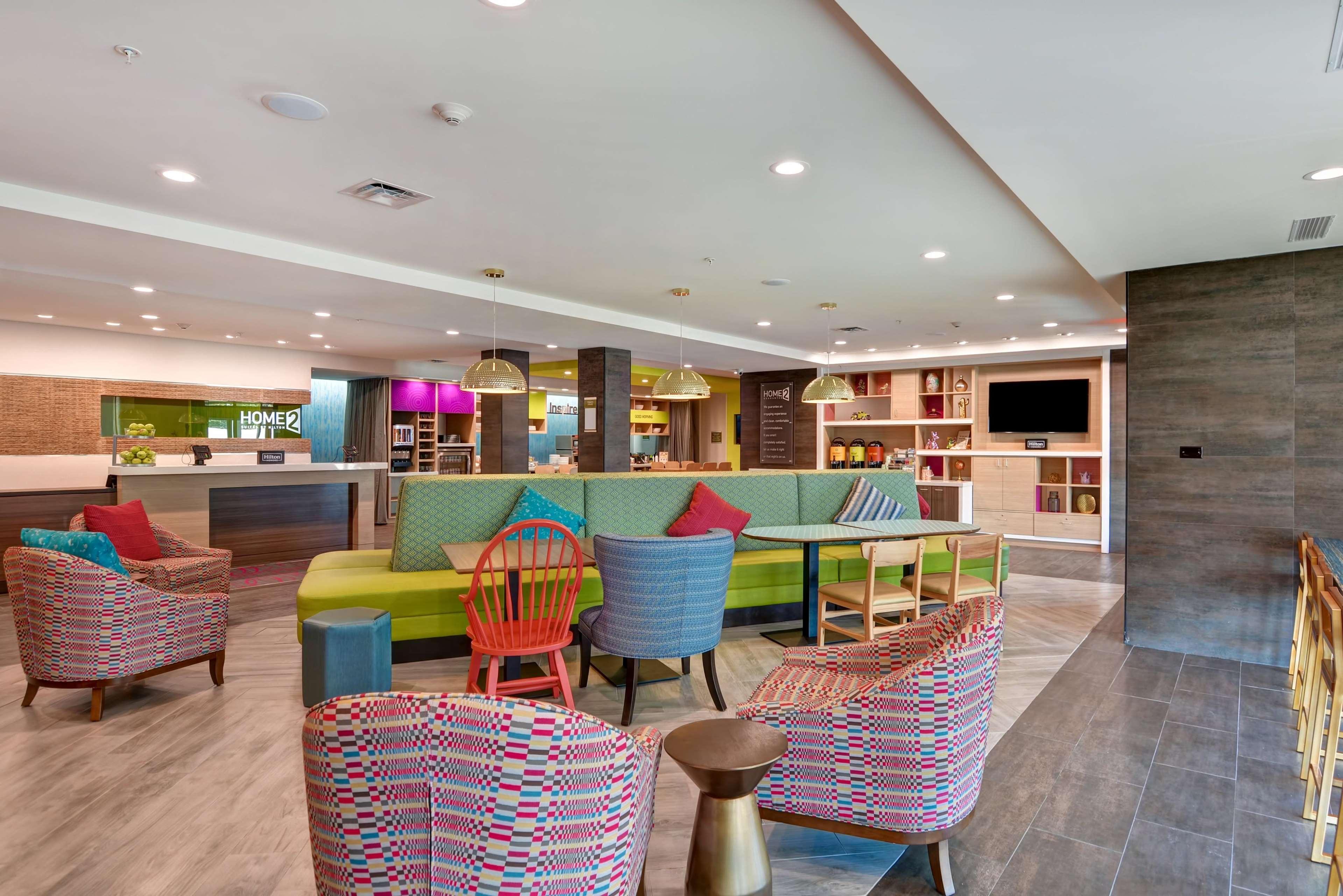 Home2 Suites By Hilton Hot Springs Bagian luar foto
