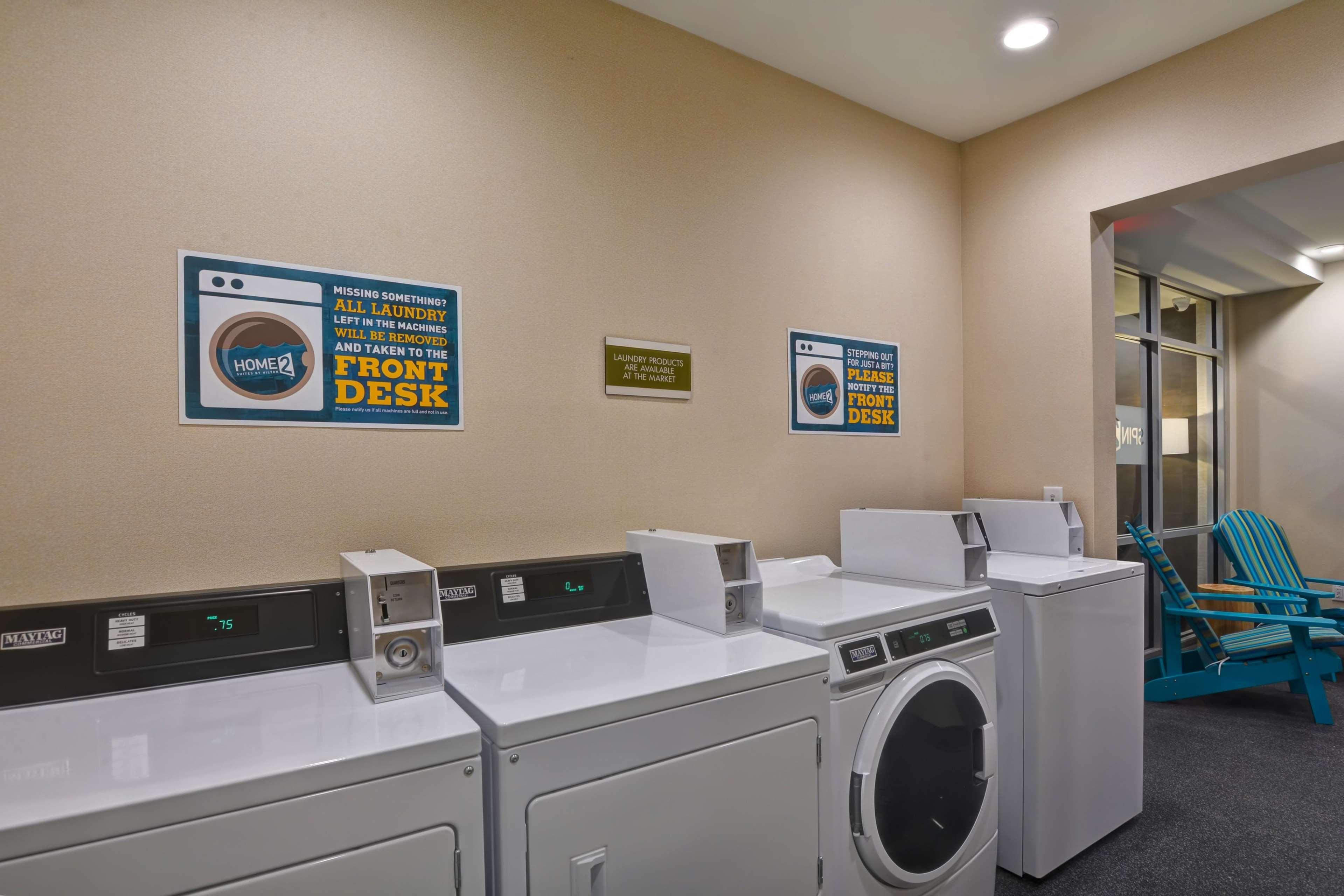 Home2 Suites By Hilton Hot Springs Bagian luar foto