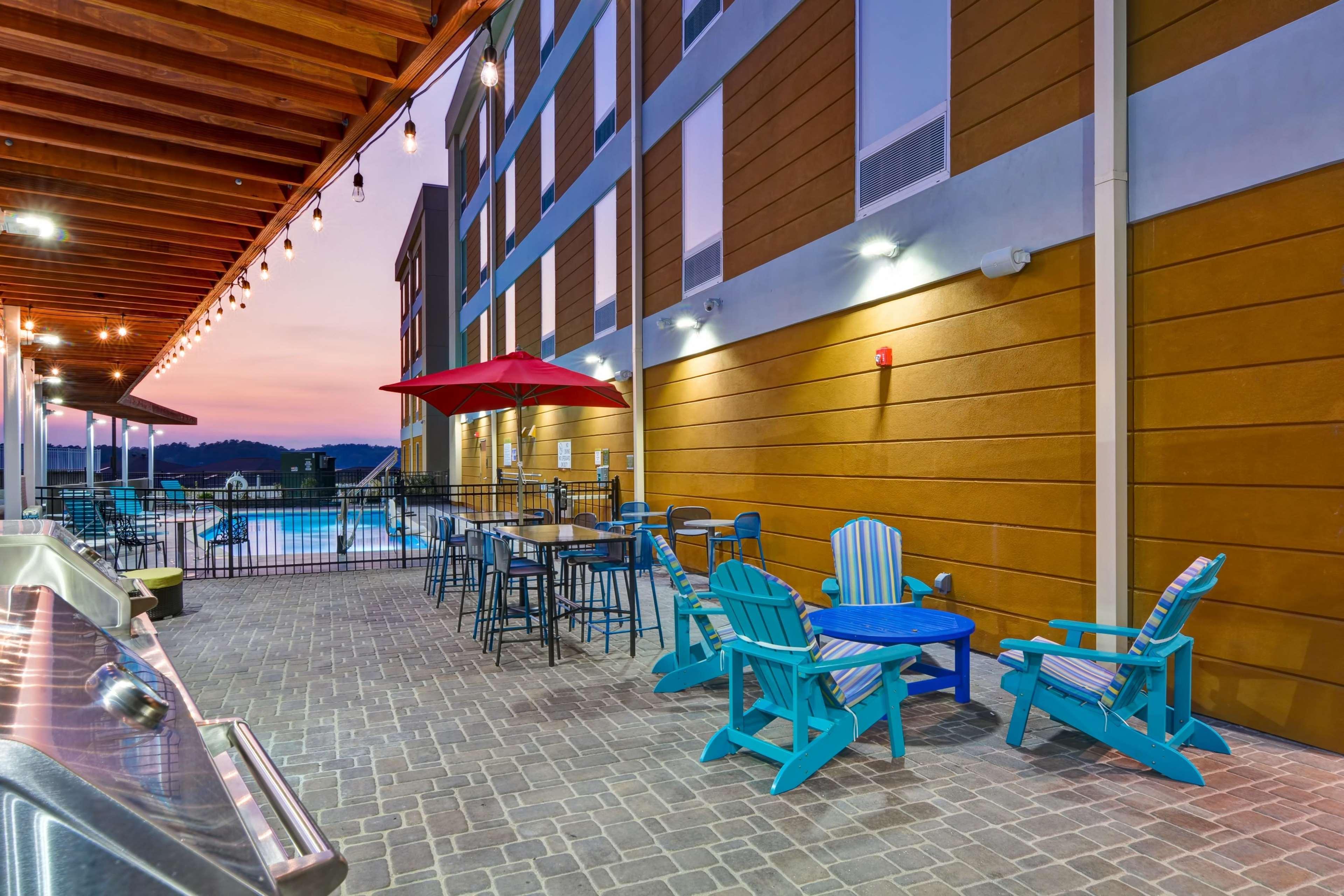 Home2 Suites By Hilton Hot Springs Bagian luar foto