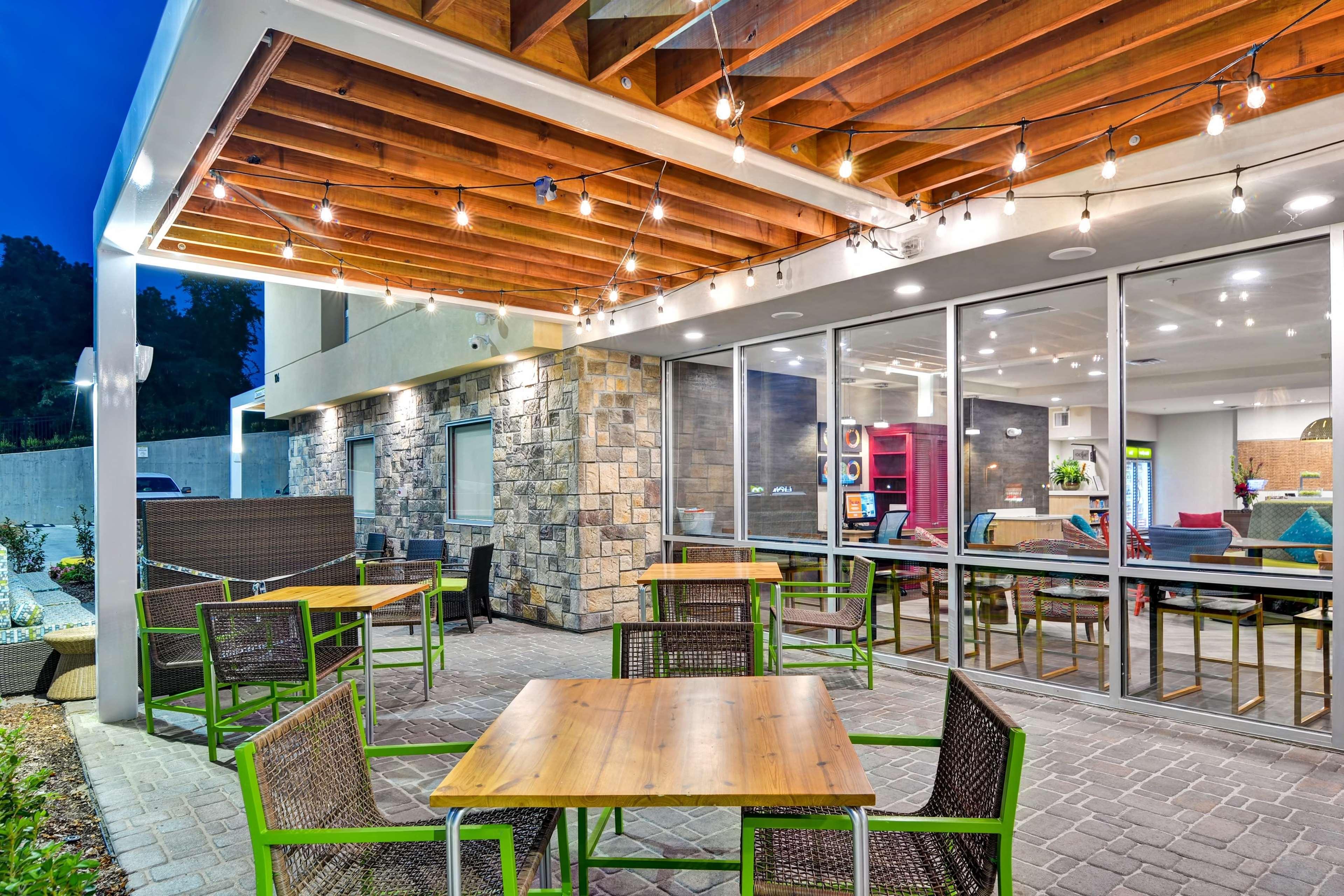 Home2 Suites By Hilton Hot Springs Bagian luar foto
