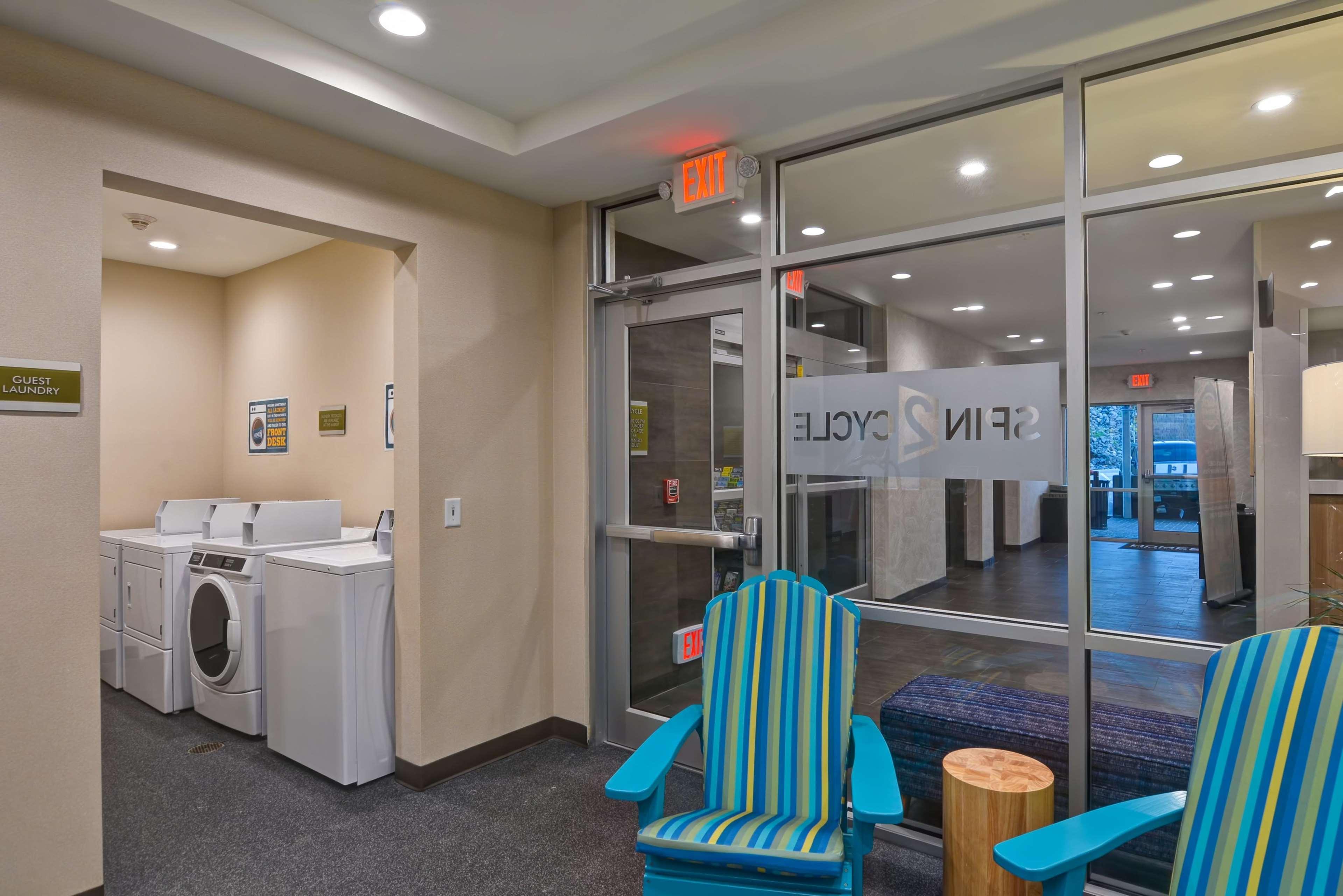 Home2 Suites By Hilton Hot Springs Bagian luar foto